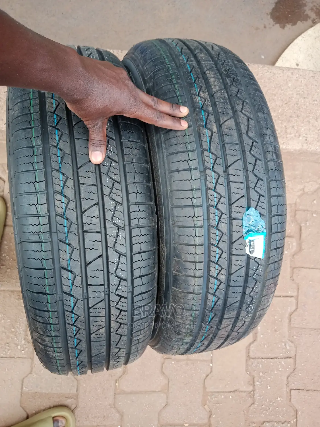 215/65r16 Hilo