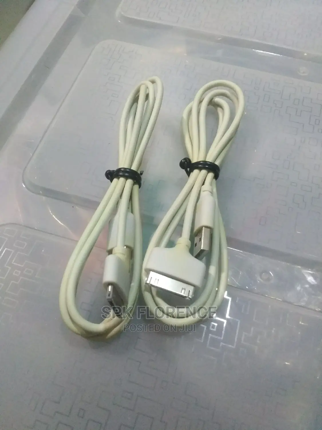 Apple 30 - Pin to USB Cable