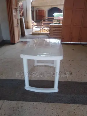 Plastic Strong Rectangular Table