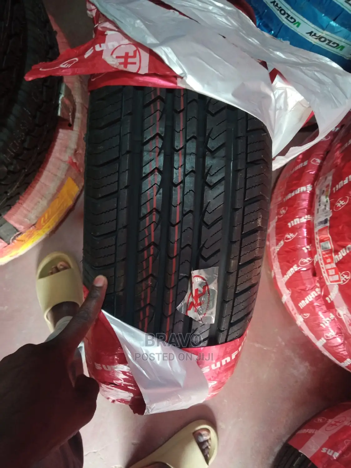 215/60r17 Sunfull
