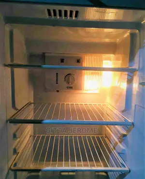 Hisense Fridge Repair Technician / Mechanic