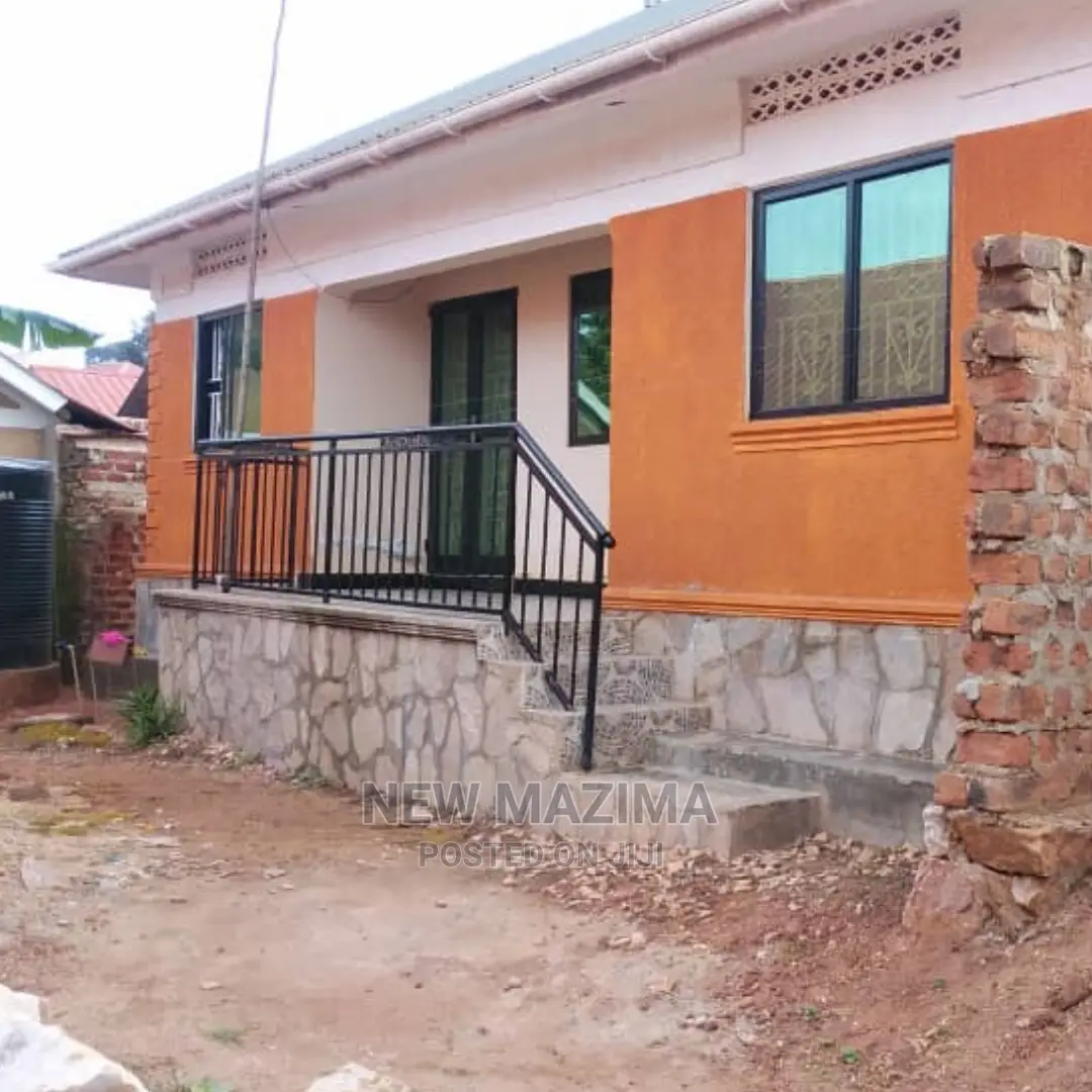 3bdrm House in Namasuba Ndejje, Central Division for Sale
