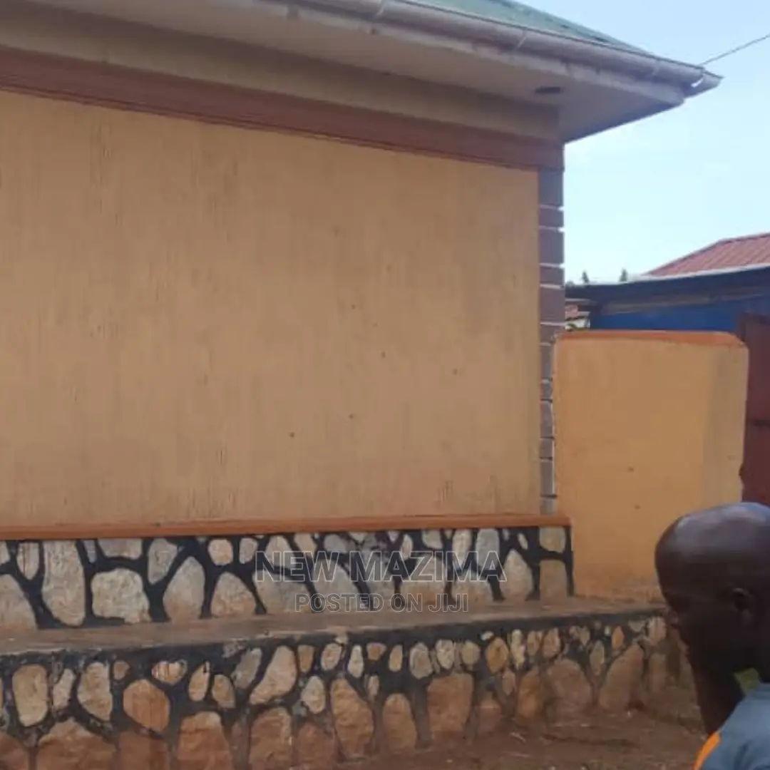 2bdrm House in Kawanda Kirinyabigo, Central Division for Sale