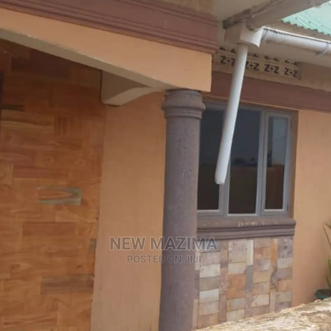 2bdrm House in Kawanda Kirinyabigo, Central Division for Sale