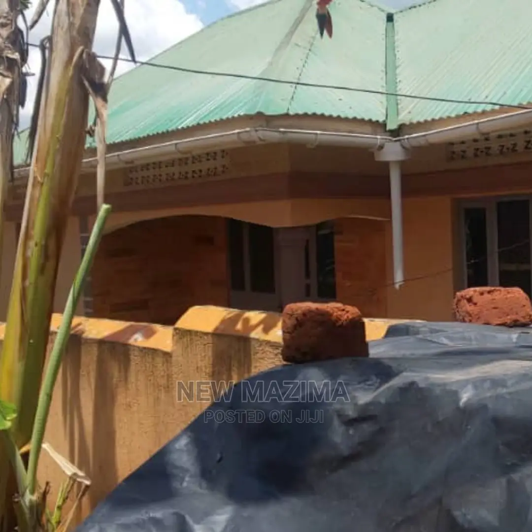 2bdrm House in Kawanda Kirinyabigo, Central Division for Sale