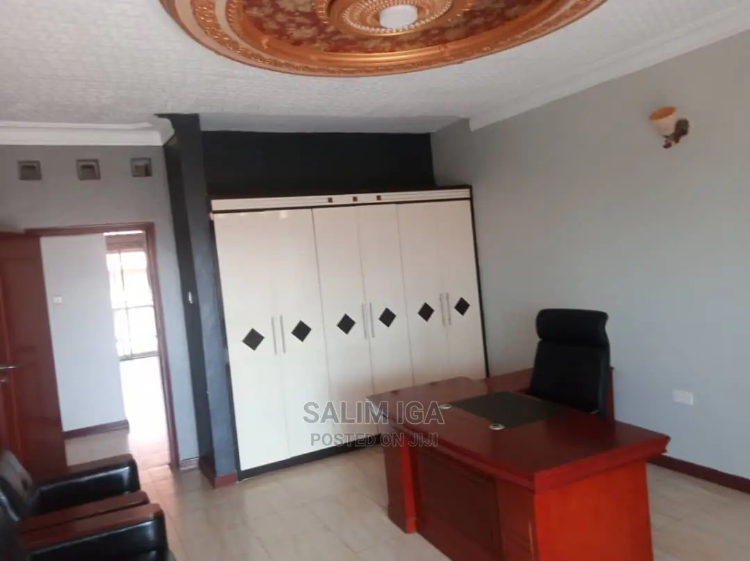 6bdrm Duplex in Kololo Property, Central Division for Rent