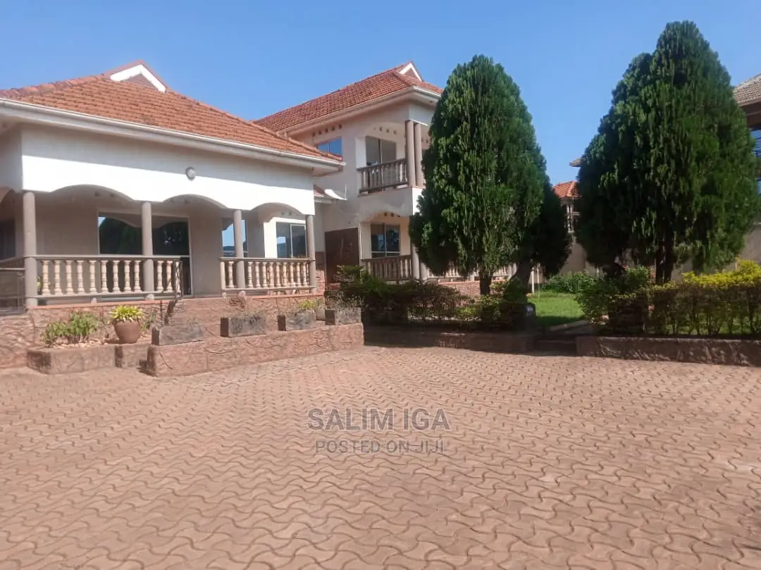 6bdrm Duplex in Kololo Property, Central Division for Rent