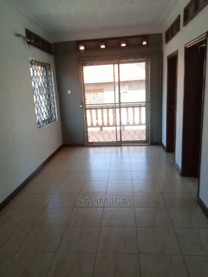 6bdrm Duplex in Kololo Property, Central Division for Rent