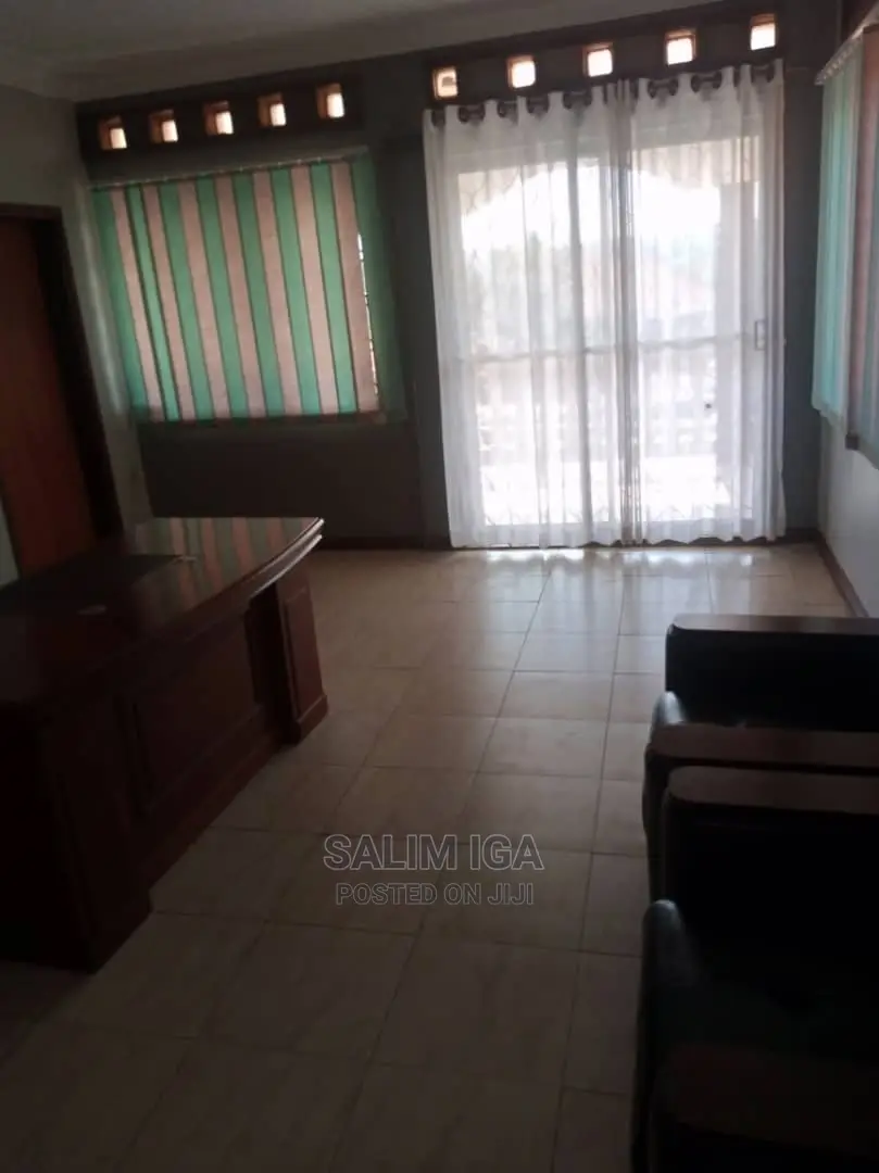 6bdrm Duplex in Kololo Property, Central Division for Rent