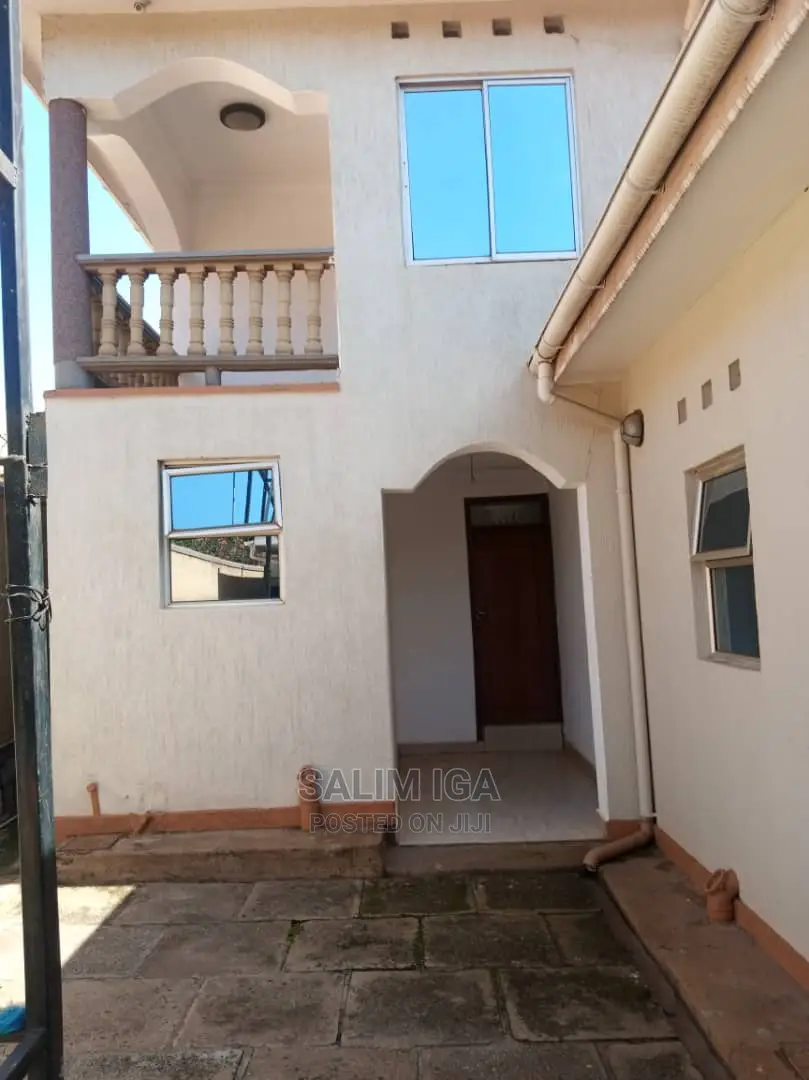 6bdrm Duplex in Kololo Property, Central Division for Rent