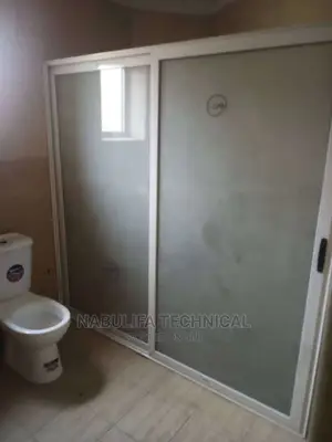 Straight Aluminium Shower Cabin 2