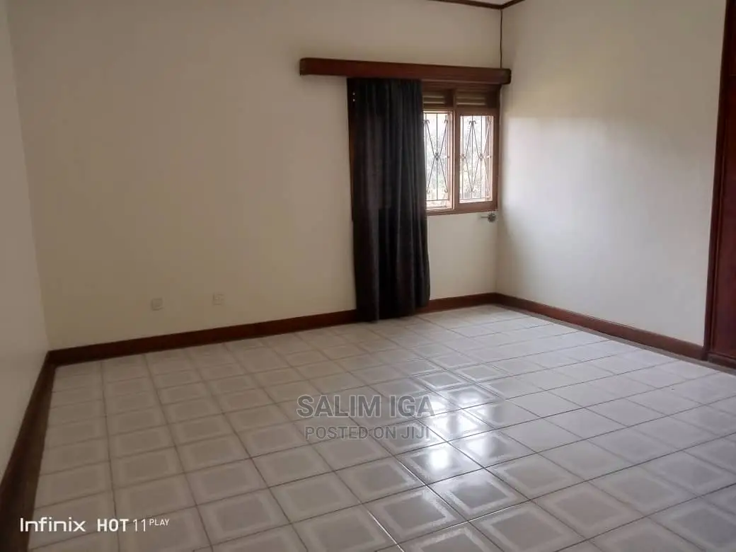 4bdrm Duplex in Kololo Property, Central Division for Rent