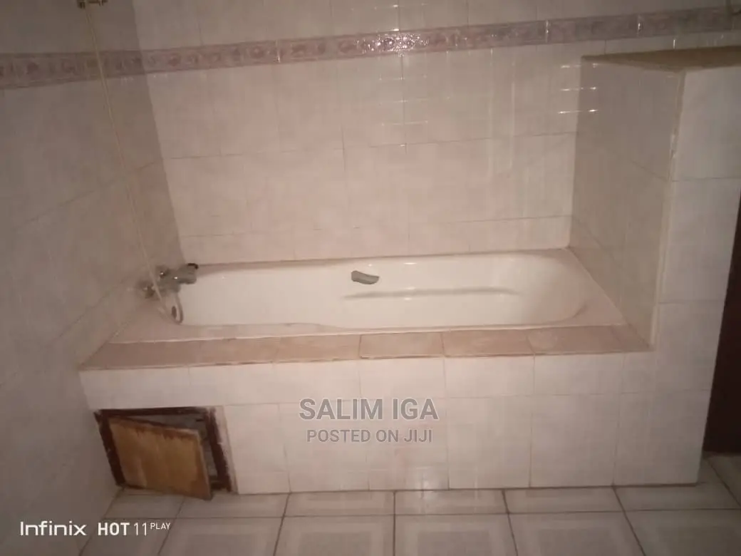 4bdrm Duplex in Kololo Property, Central Division for Rent