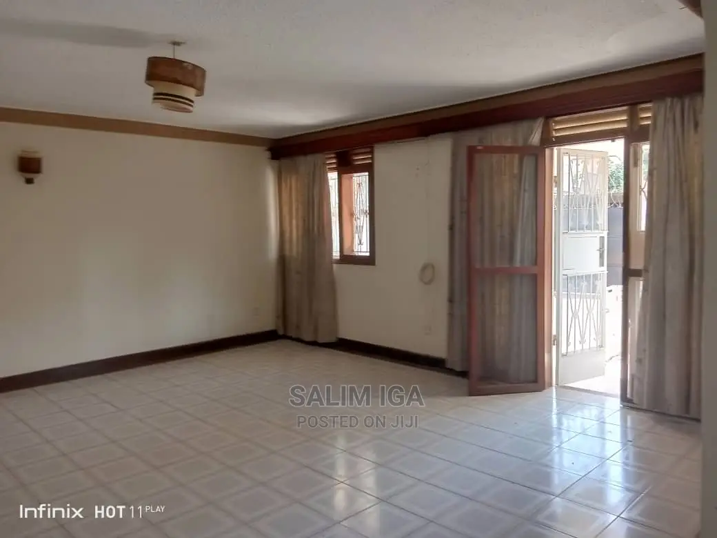4bdrm Duplex in Kololo Property, Central Division for Rent