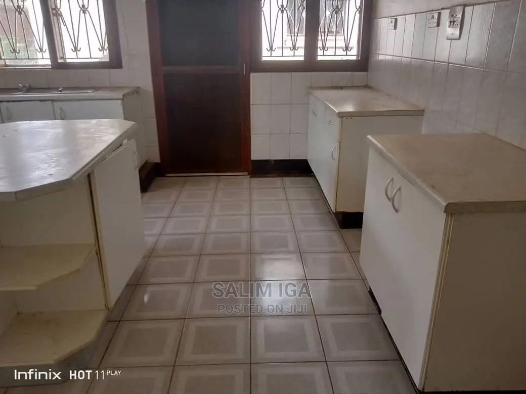 4bdrm Duplex in Kololo Property, Central Division for Rent