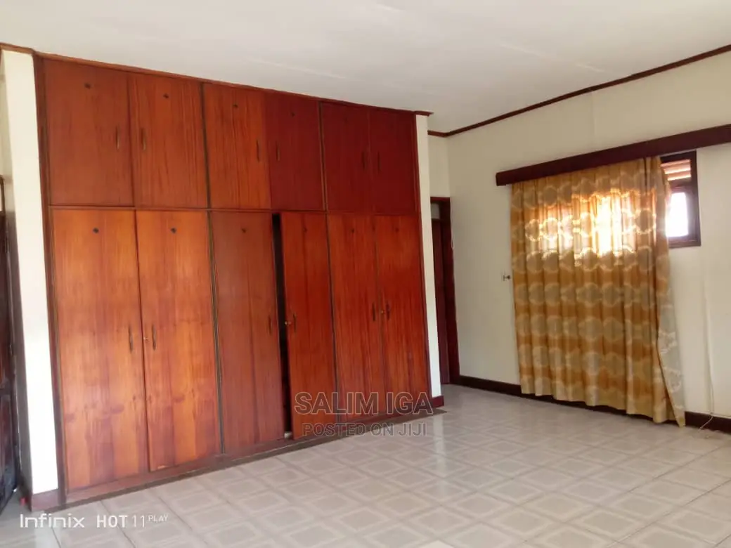 4bdrm Duplex in Kololo Property, Central Division for Rent