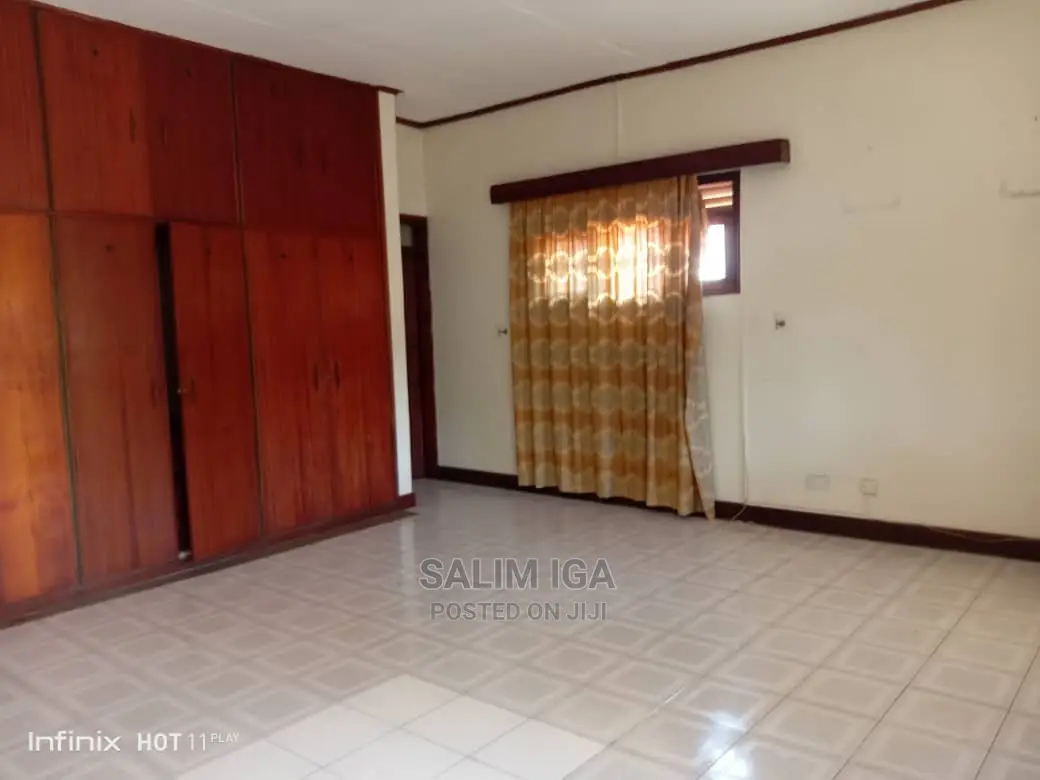 4bdrm Duplex in Kololo Property, Central Division for Rent