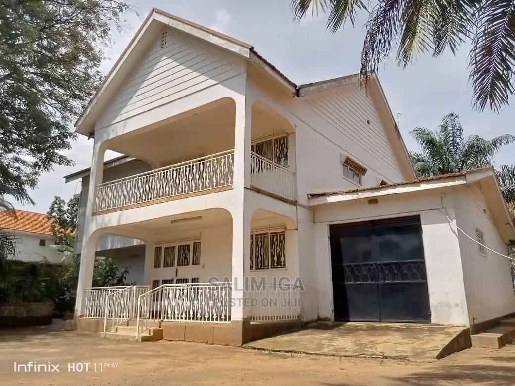 4bdrm Duplex in Kololo Property, Central Division for Rent