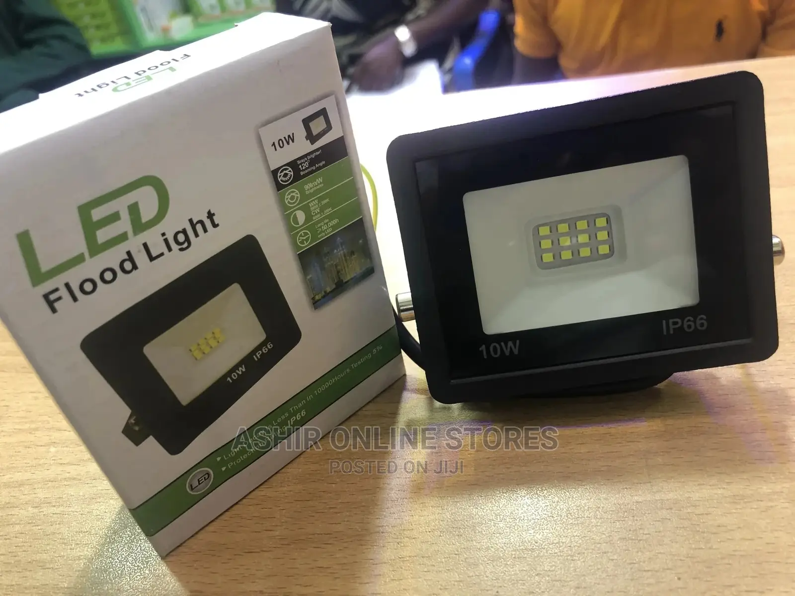 10 Watts Flood Light 1p66