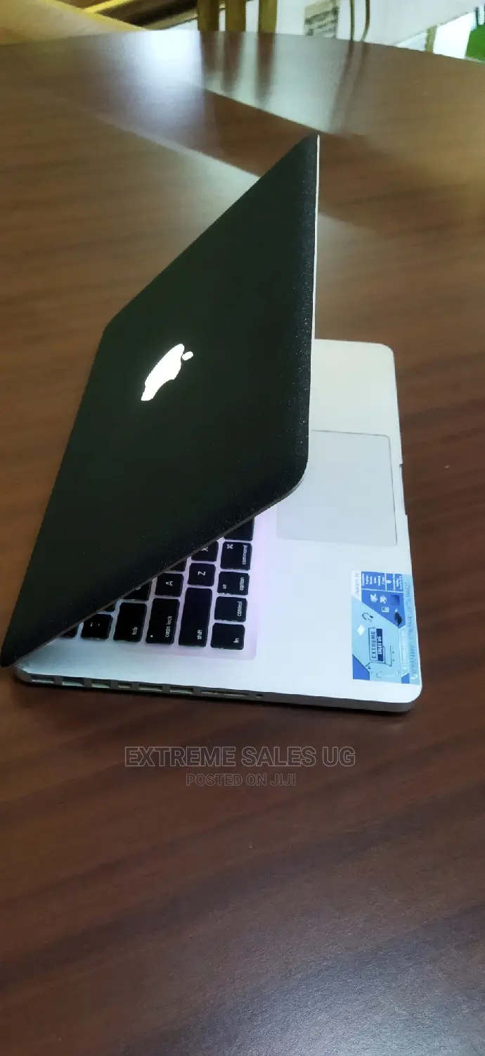 Laptop Apple MacBook Pro 2011 3GB Intel Core I5 HDD 256GB