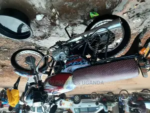 Bajaj Boxer BM100KS 2017 Red