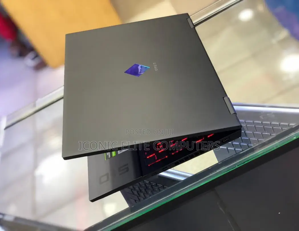 New Laptop HP Omen 15 8GB Intel Core I5 SSHD (Hybrid) 256GB