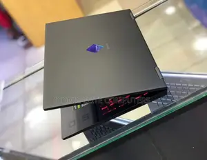 New Laptop HP Omen 15 8GB Intel Core I5 SSHD (Hybrid) 256GB