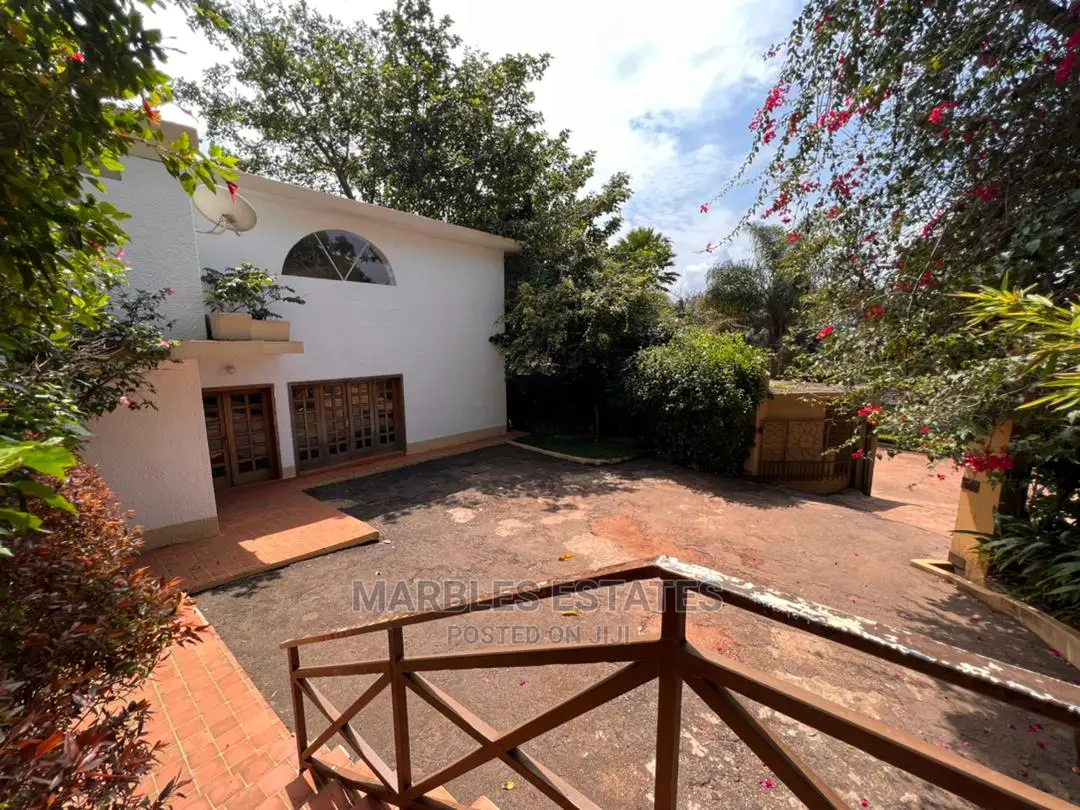 3bdrm House in Mbuya, Central Division for Rent