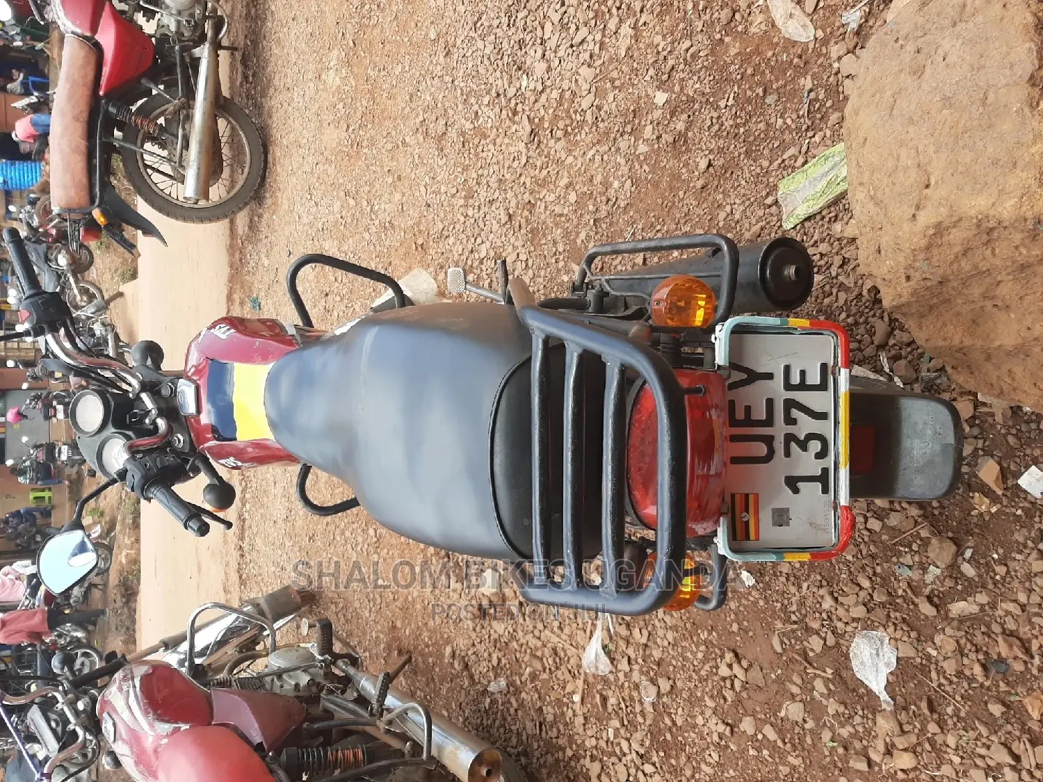 TVS King Cargo 2020 Red