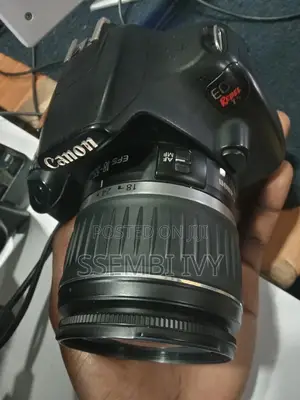 Canon: Eos: Rebel T5.