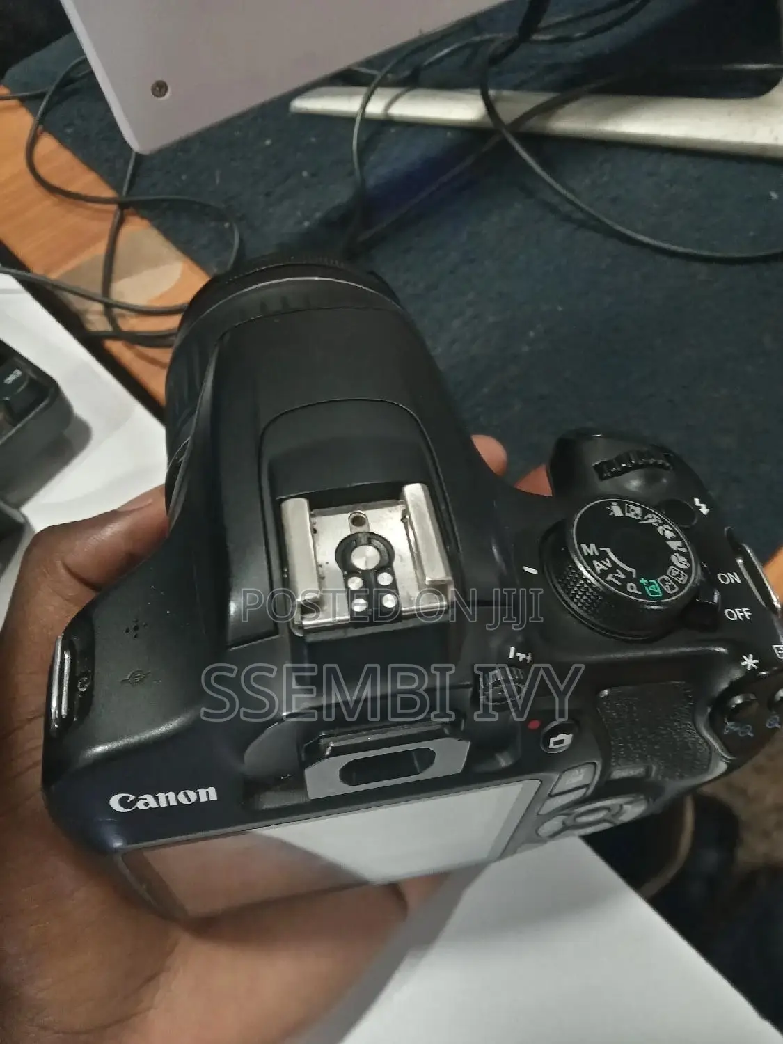Canon: Eos: Rebel T5.