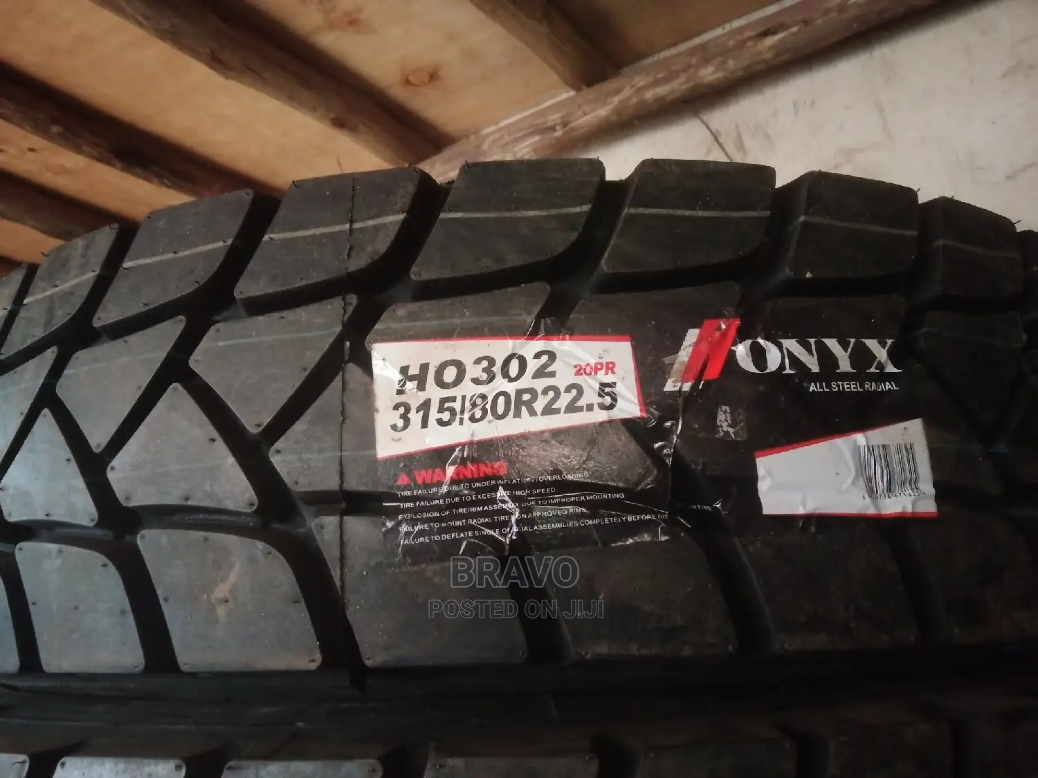 315/80r22.5 Tyre