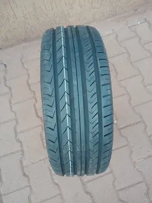 215/45r17 Onyx