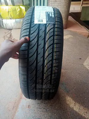 216/60r16 Onyx