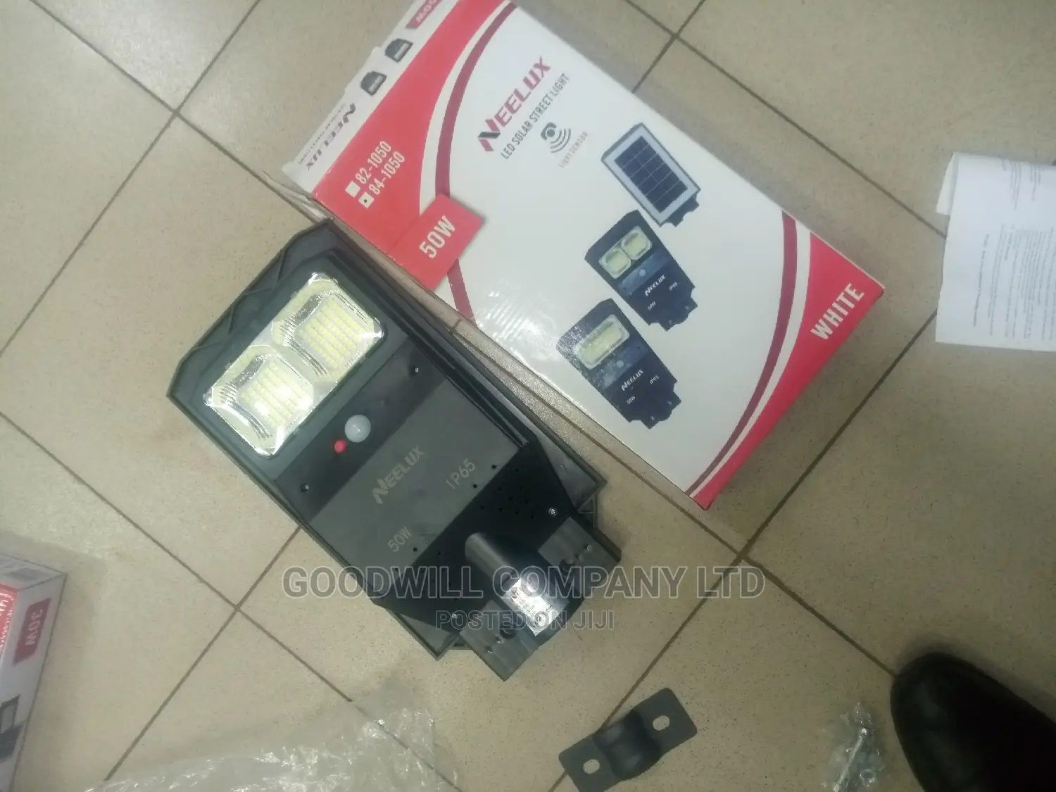 50w Neelux Solar Street Light 