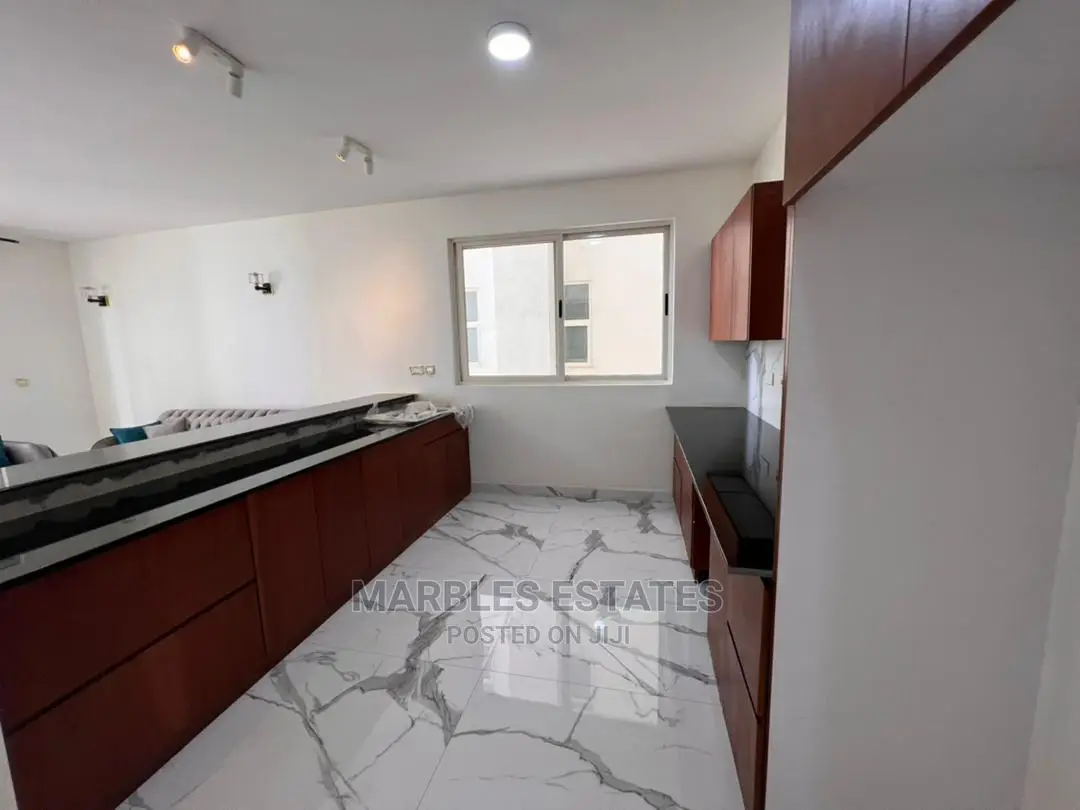 3bdrm Apartment in Kololo, Central Division for Sale