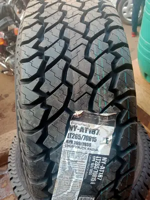 265/70r15 Onyx
