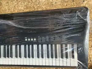Yamaha Keyboard Psr Ew400