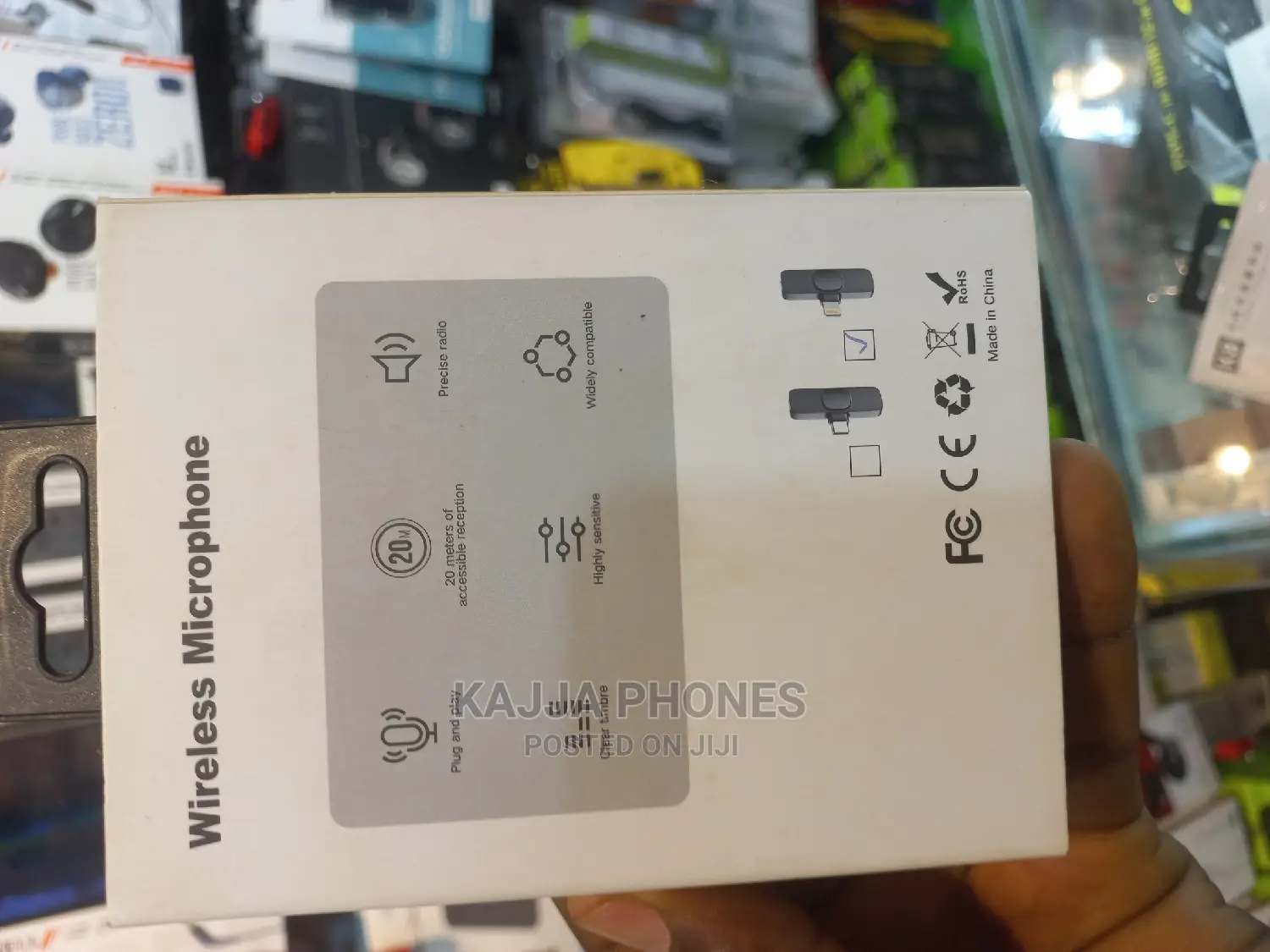  Wireless Microphone