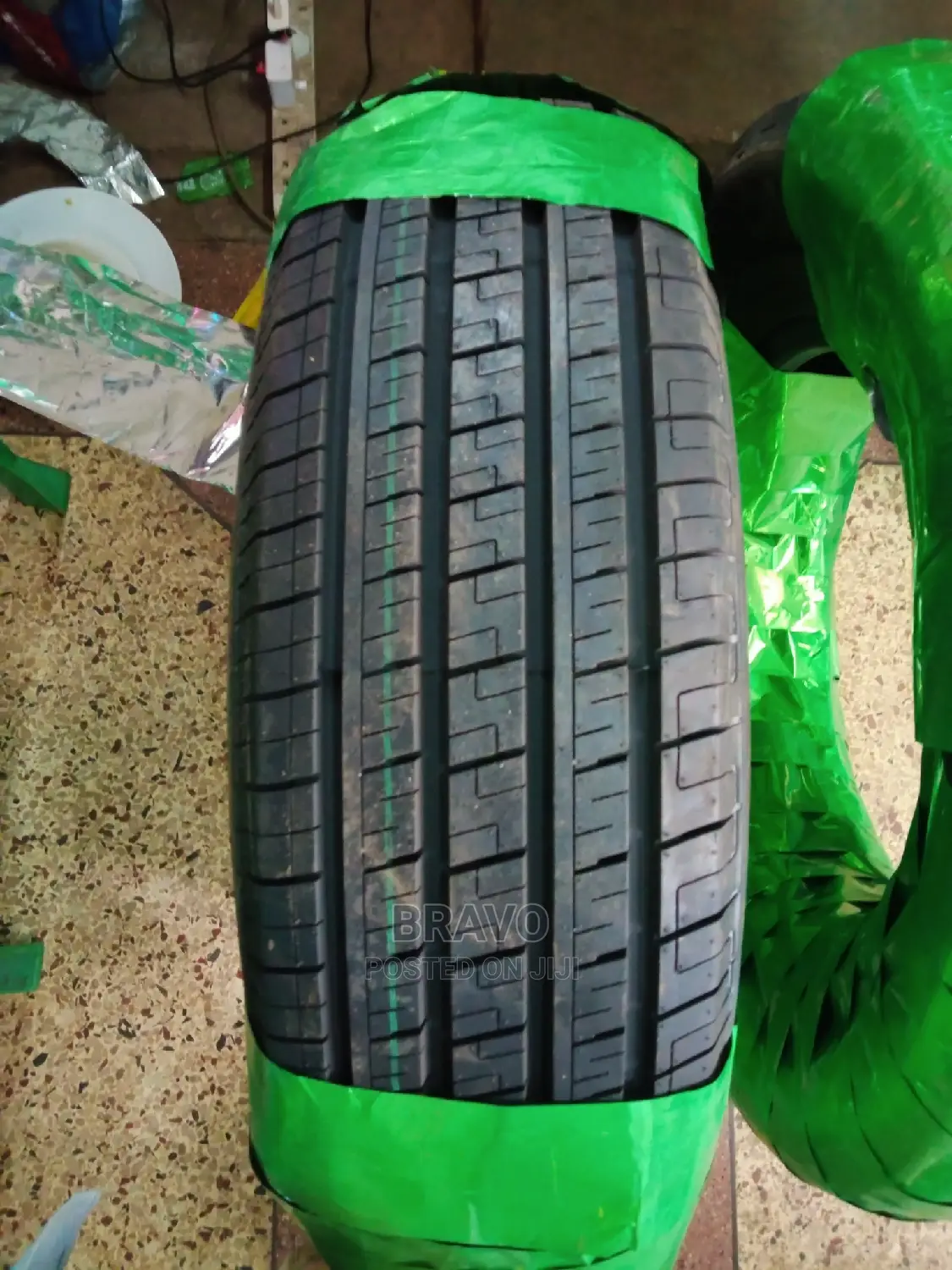 235/70r16 Cougar