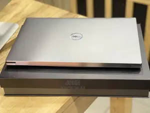 New Dell Precision 15 5540 32GB Intel Core I9 SSHD (Hybrid) 512GB