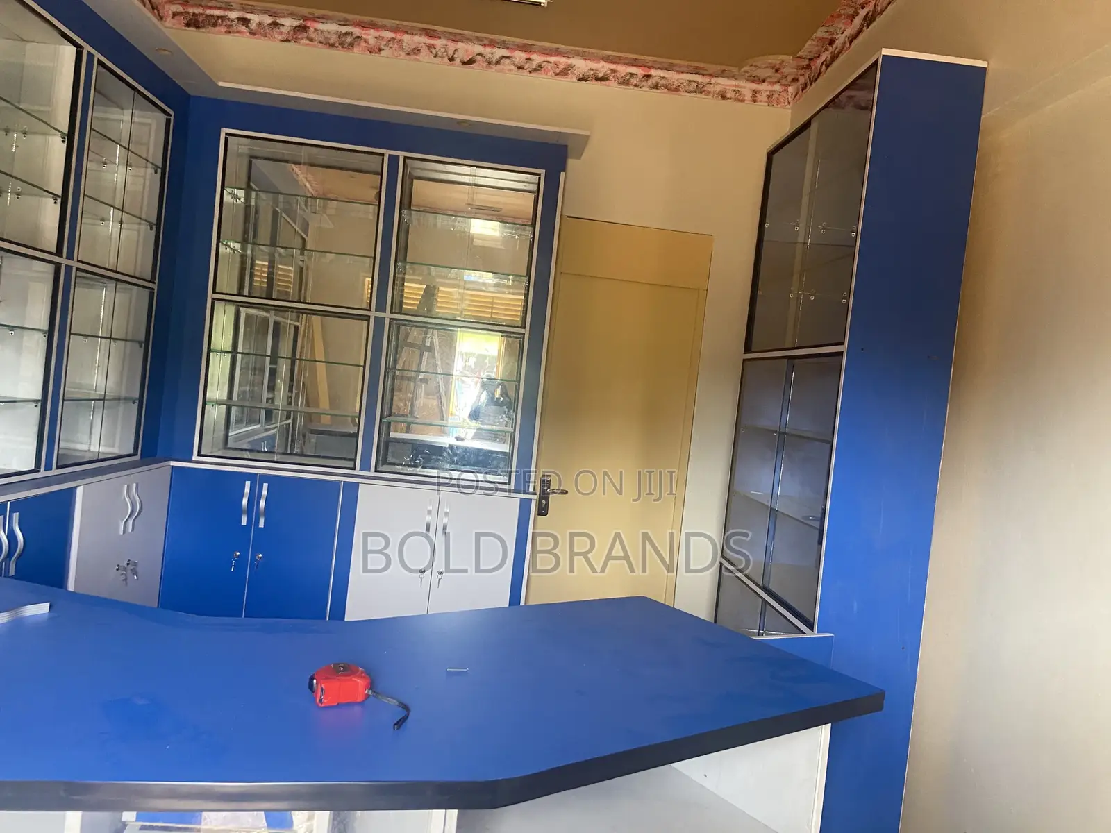Pharmacy Shelves/ Display Units