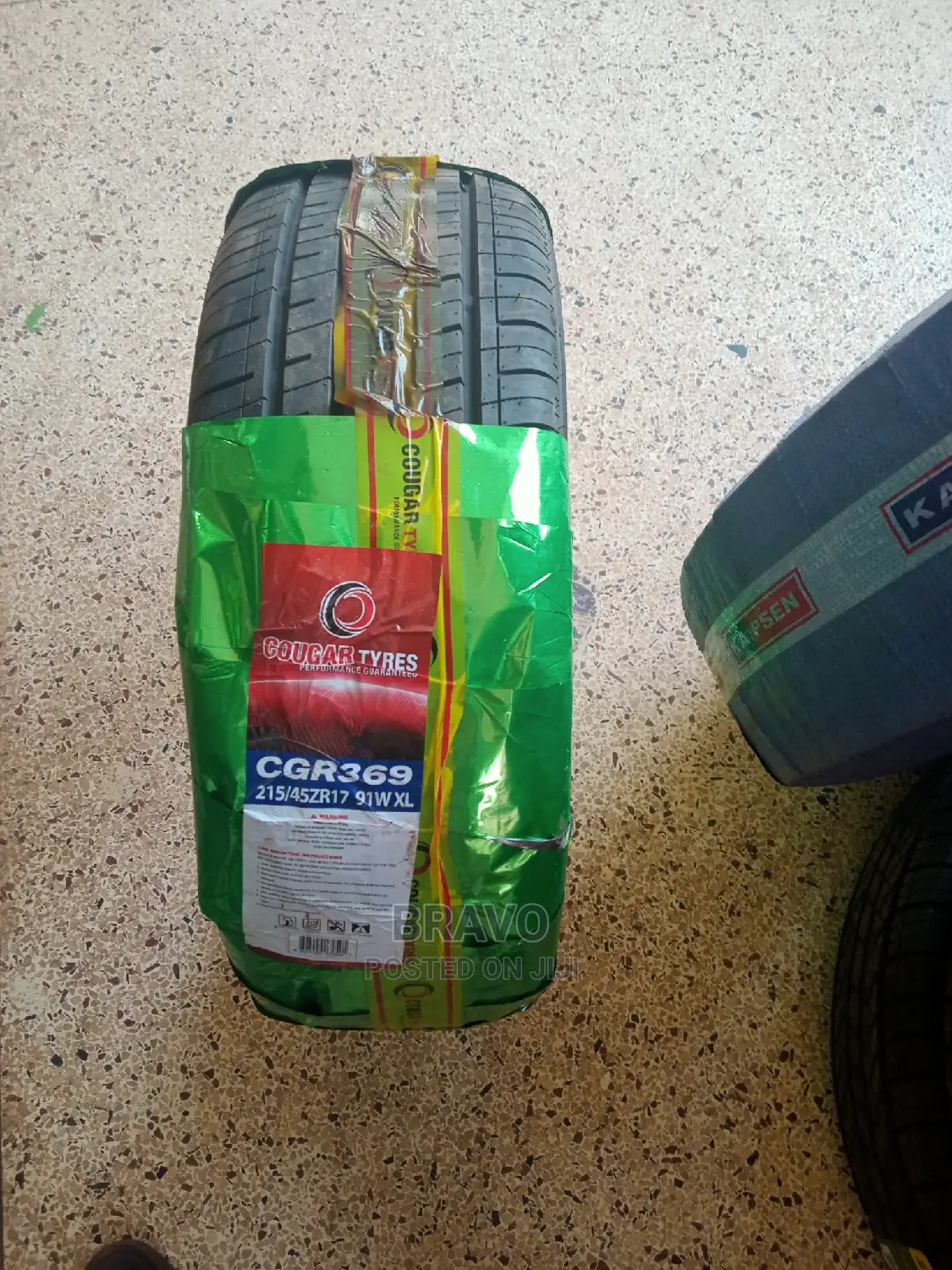 215/45r17 Cougar