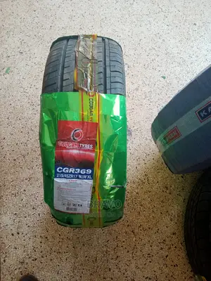 215/45r17 Cougar