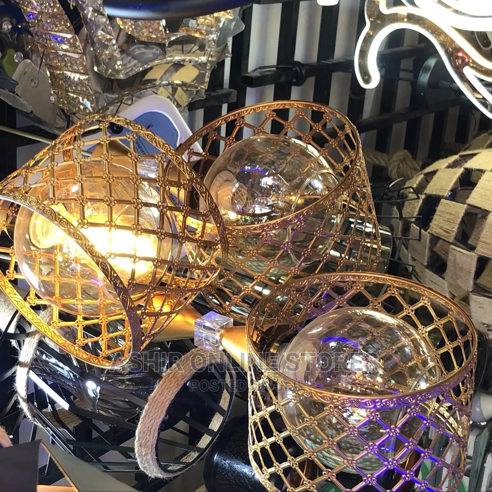 Goldish Pendant Lamp Holder