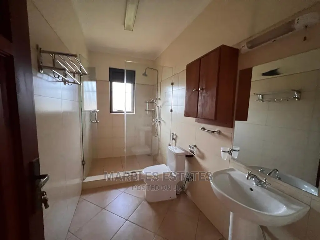 5bdrm House in Kololo, Central Division for Rent