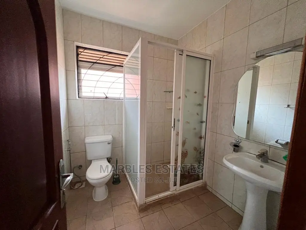 Furnished 5bdrm House in Bukoto, Central Division for Rent