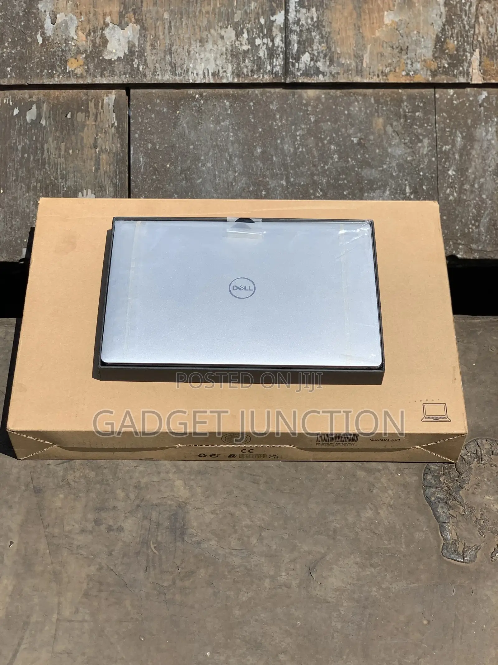 New Laptop Dell XPS 13 16GB Intel Core I7 SSD 512GB