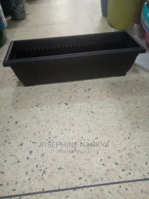 Triangular Flowerpot , Black Colour