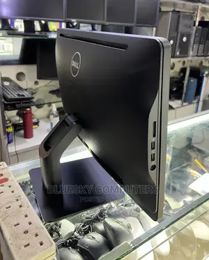 Desktop Computer Dell OptiPlex 3050 4GB Intel Core I5 HDD 500GB